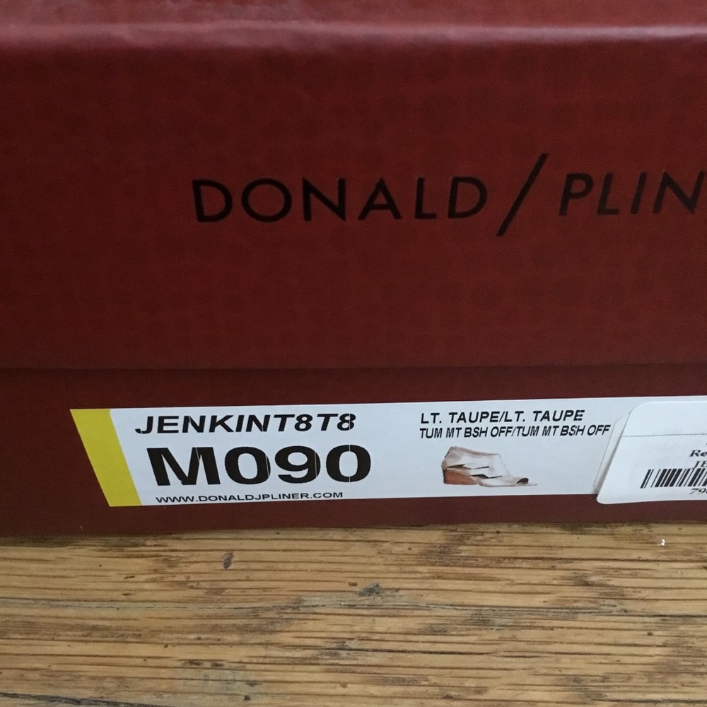 NIB Donald Pliner Jenkins heeled sandals - Picture 13 of 15